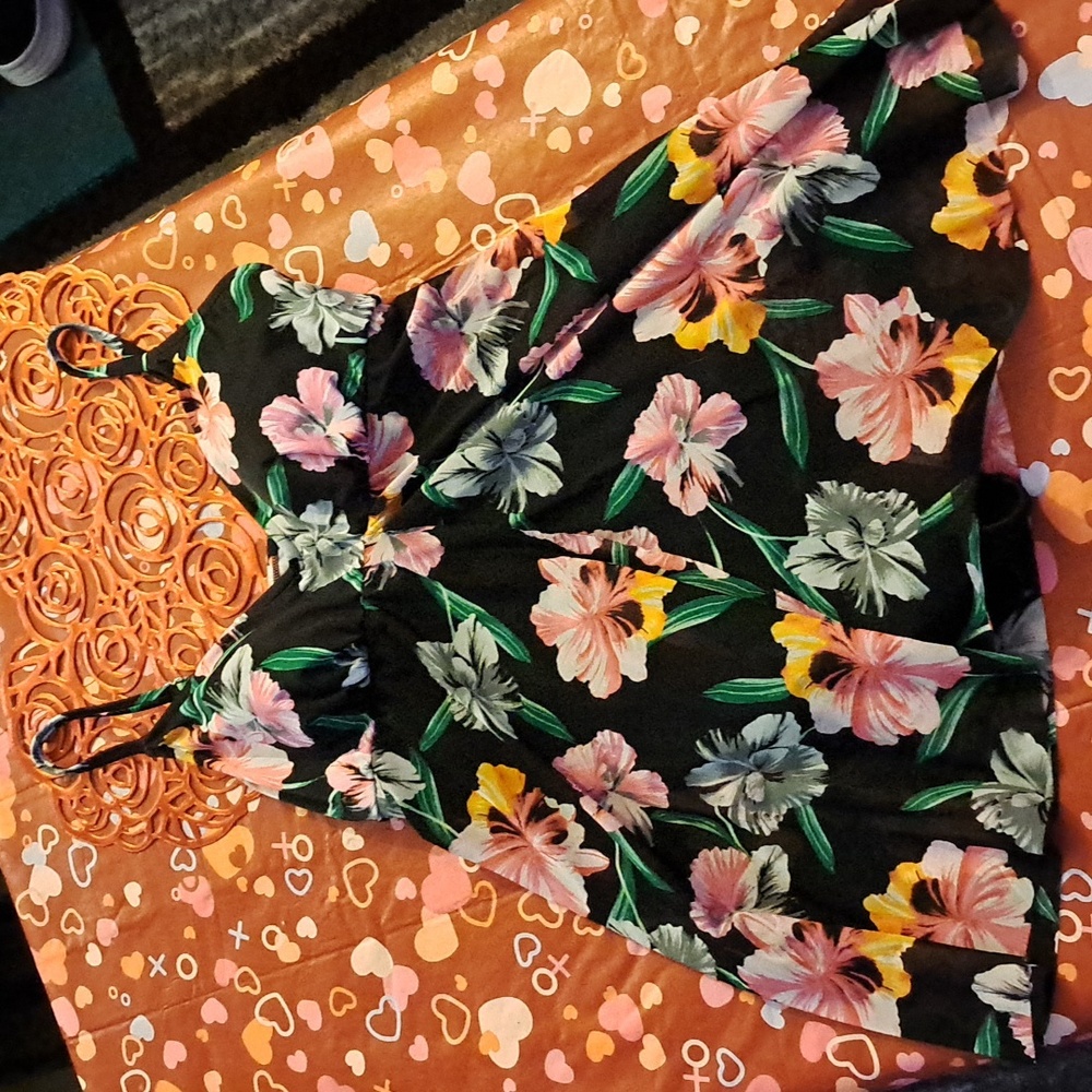 Floral Slimming Modest Bathing Suit Sz 12 Croft and Barrow